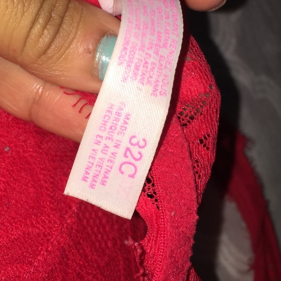 Vs pink bra - Picture 4 of 5